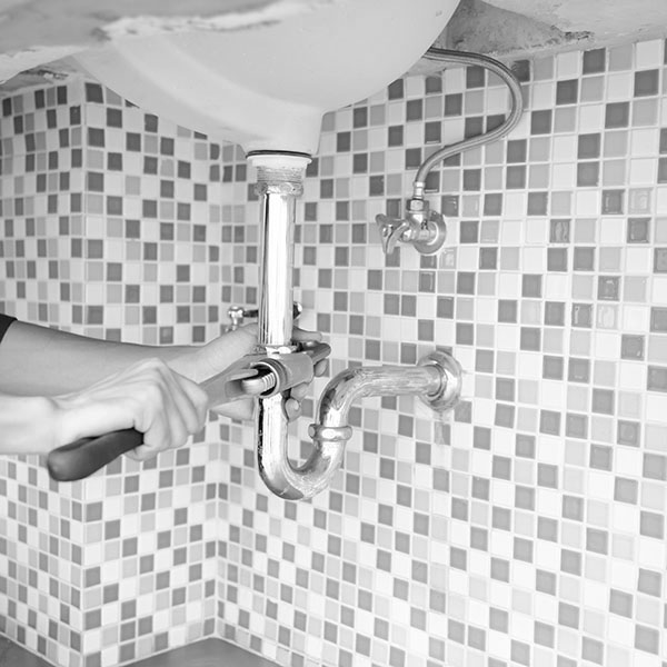 Installer baignoire dans douche italienne